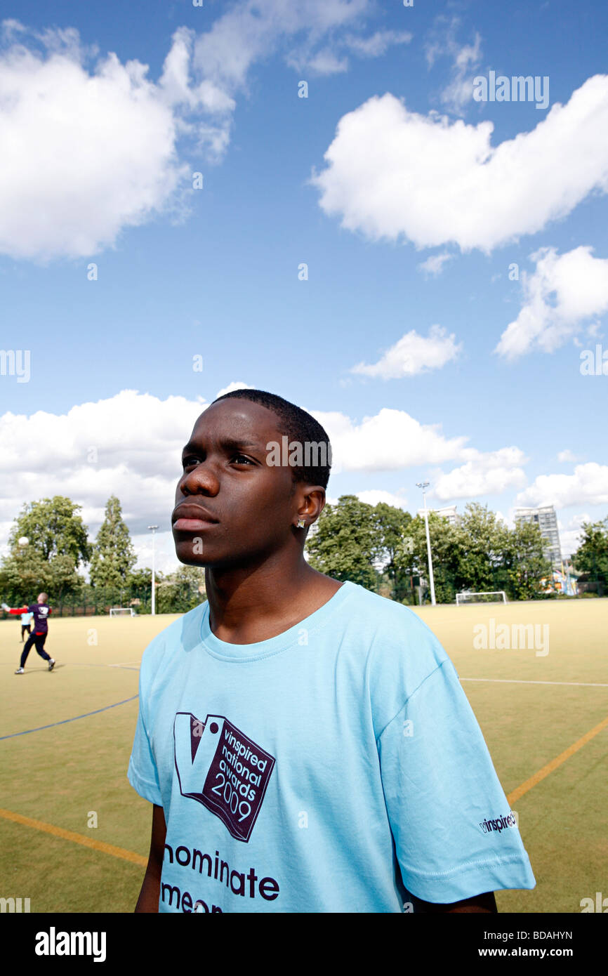 Il numero di registrazione di un artista Tinchy Stryder promuove il progetto giovani in Kennington, Londra Foto Stock