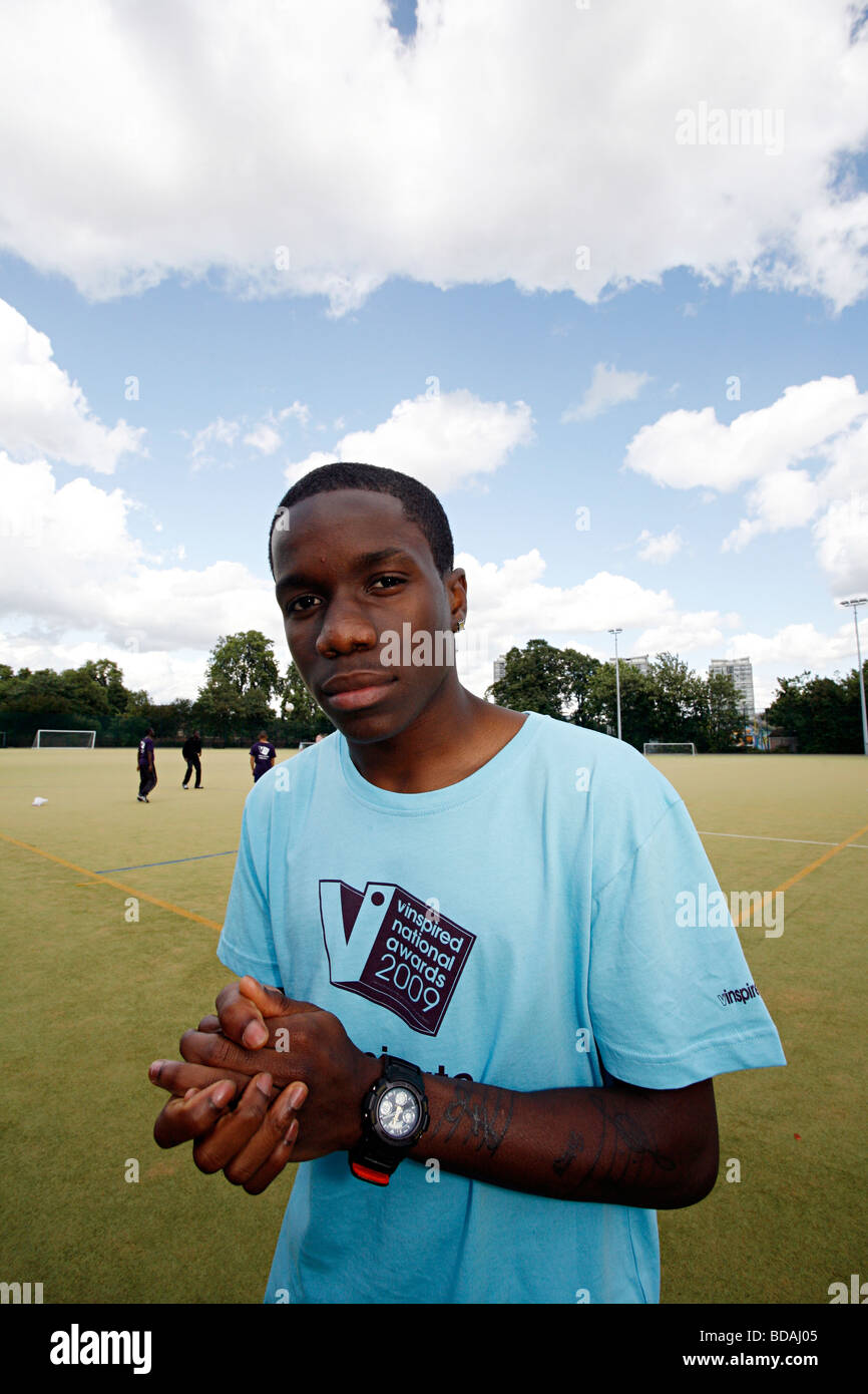 Il numero di registrazione di un artista Tinchy Stryder promuove il progetto giovani in Kennington, Londra Foto Stock