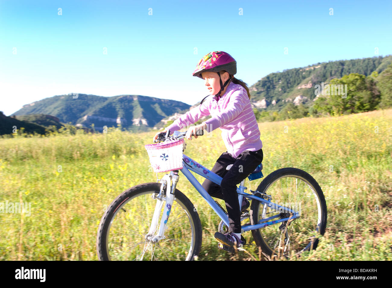 Ragazza mountain bike Foto Stock