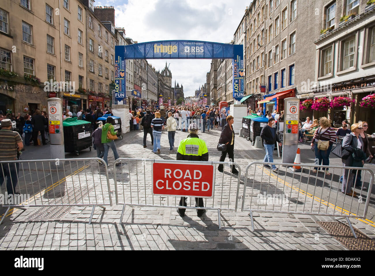 Scene di strada da Edinburgh Festival Fringe Foto Stock