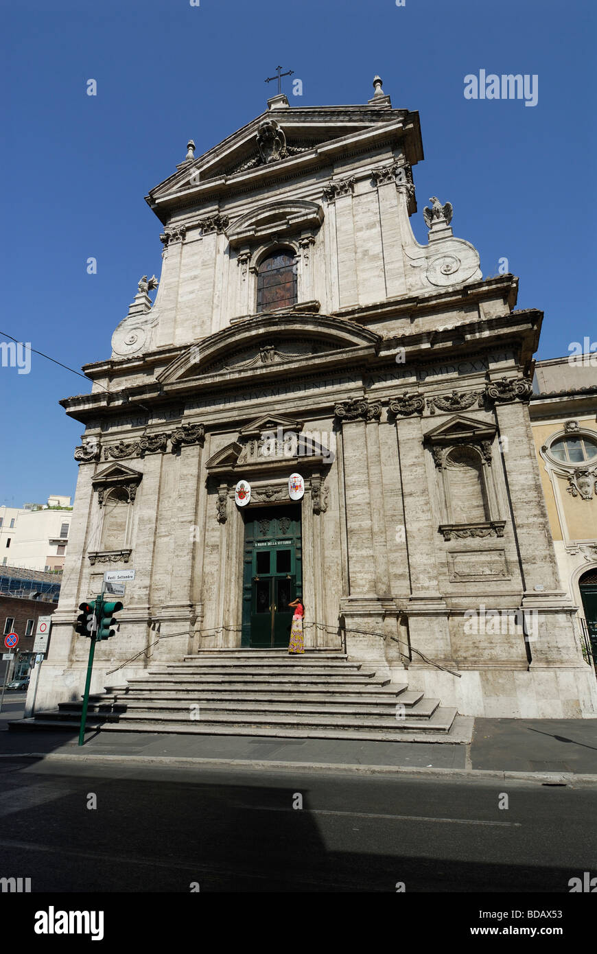 Roma Italia la chiesa barocca di Santa Maria della Vittoria in via Venti Settembre Foto Stock