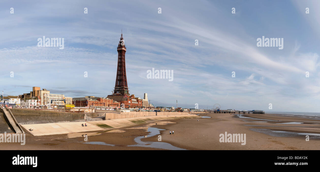 Blackpool Beach e Waterfront Foto Stock