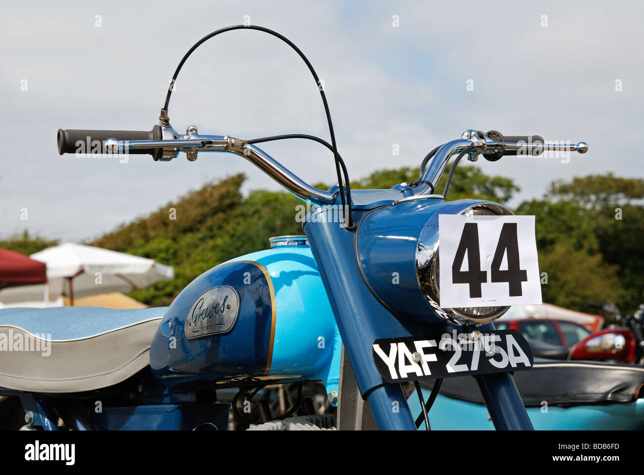 Un vintage greeves ' ' motocicletta in corrispondenza di un rally in cornwall, Regno Unito Foto Stock