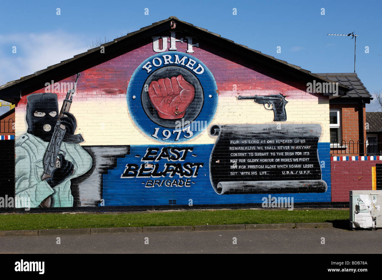 Murales lealisti, Newtownards Road, East Belfast, Belfast, Irlanda del Nord, Regno Unito. Foto Stock