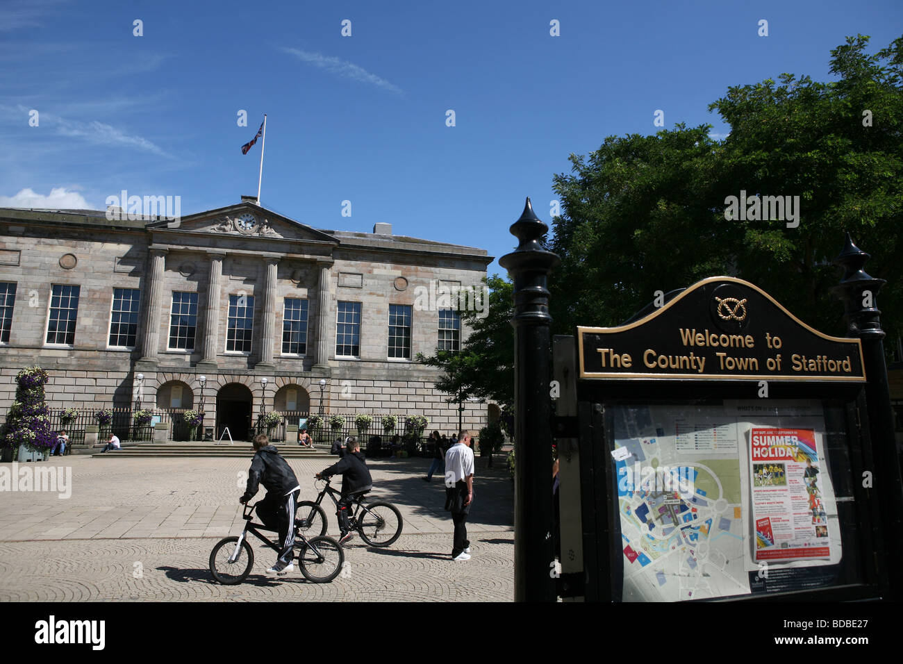 Stafford Market Square in presenza di luce solare Foto Stock