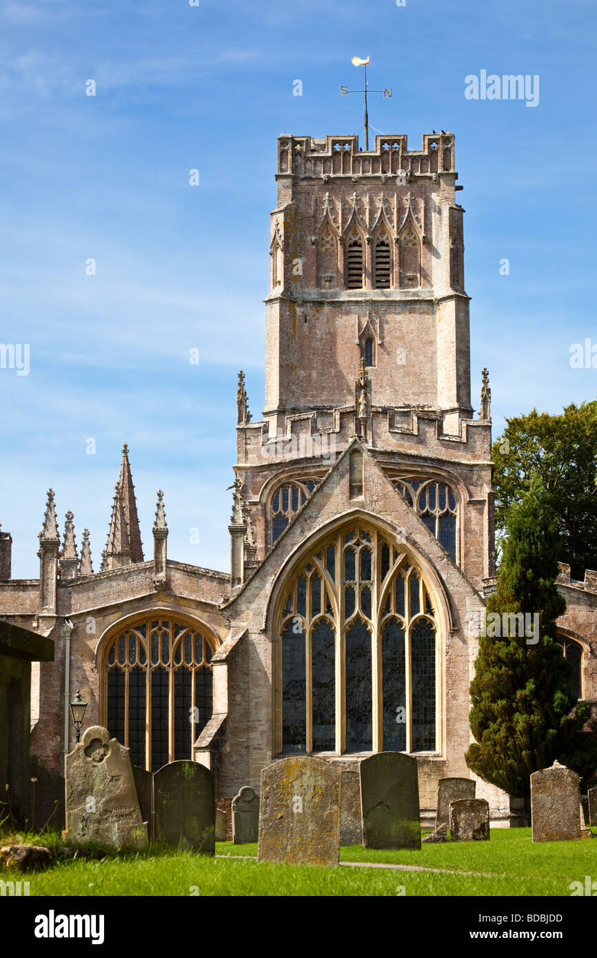 Chiesa parrocchiale di San Pietro e San Paolo, vecchia chiesa di Northleach, Gloucestershire, Cotswolds, Inghilterra Regno Unito - chiesa costruita nel periodo Tudor Foto Stock