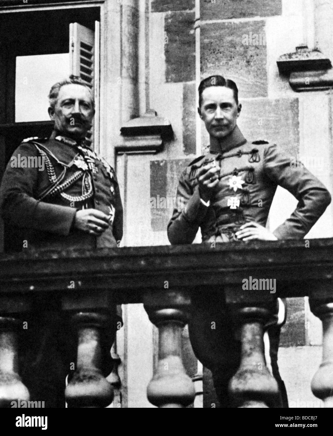 Guglielmo II, 27.1.1859 - 4.6.1941, imperatore tedesco 15.6.1888 - 9.11.1918, con figlio Principe Guglielmo, circa 1915, Foto Stock