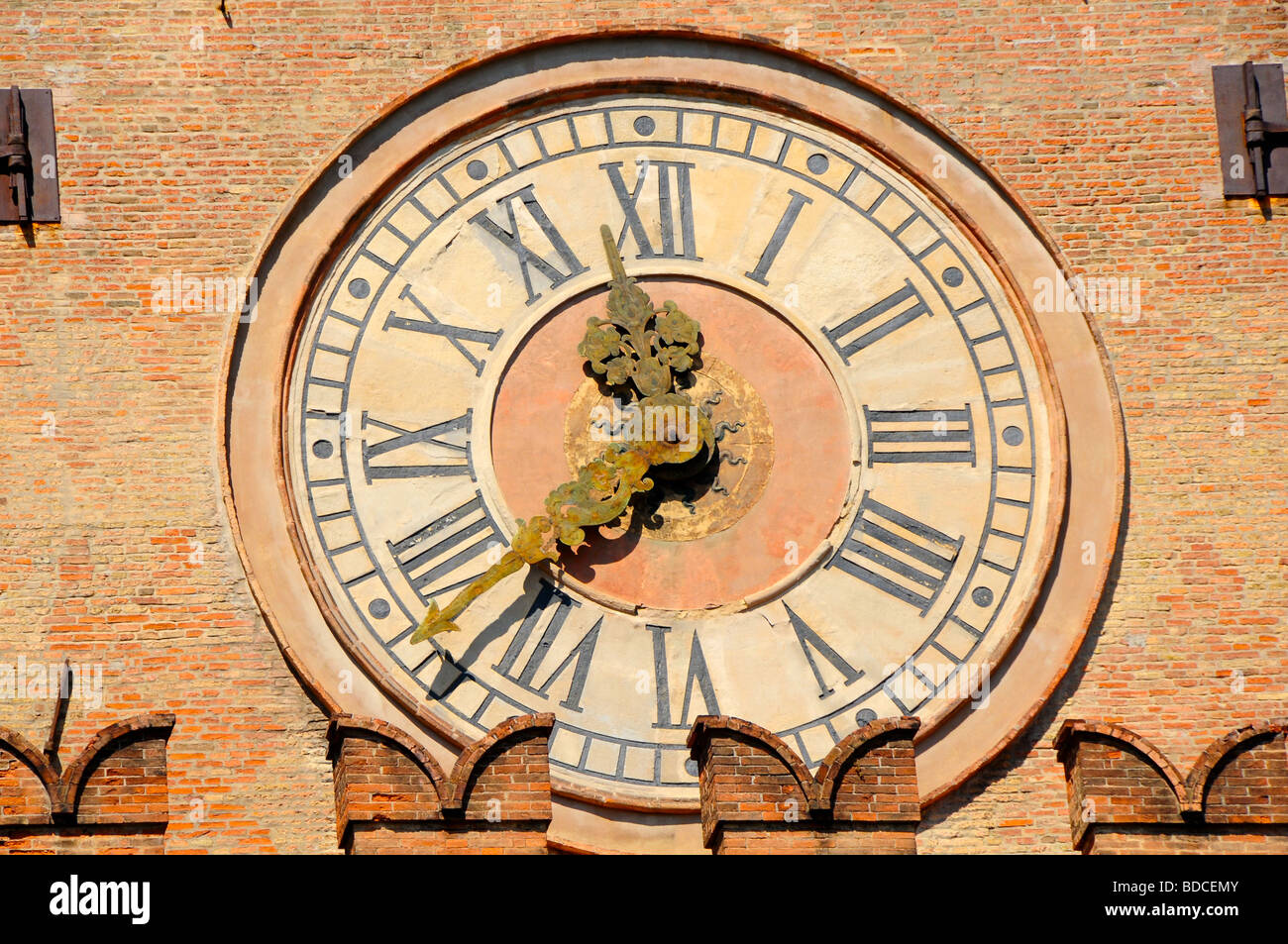 Il Palazzo d'Accursio in Piazza Maggiore a Bologna, Italia Foto Stock