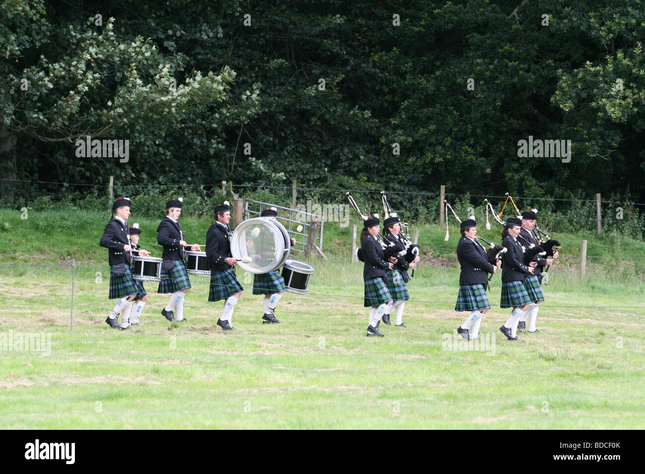 Gruppo scozzese a Cortachy 2009 giochi delle Highland - Agosto 2009 Foto Stock
