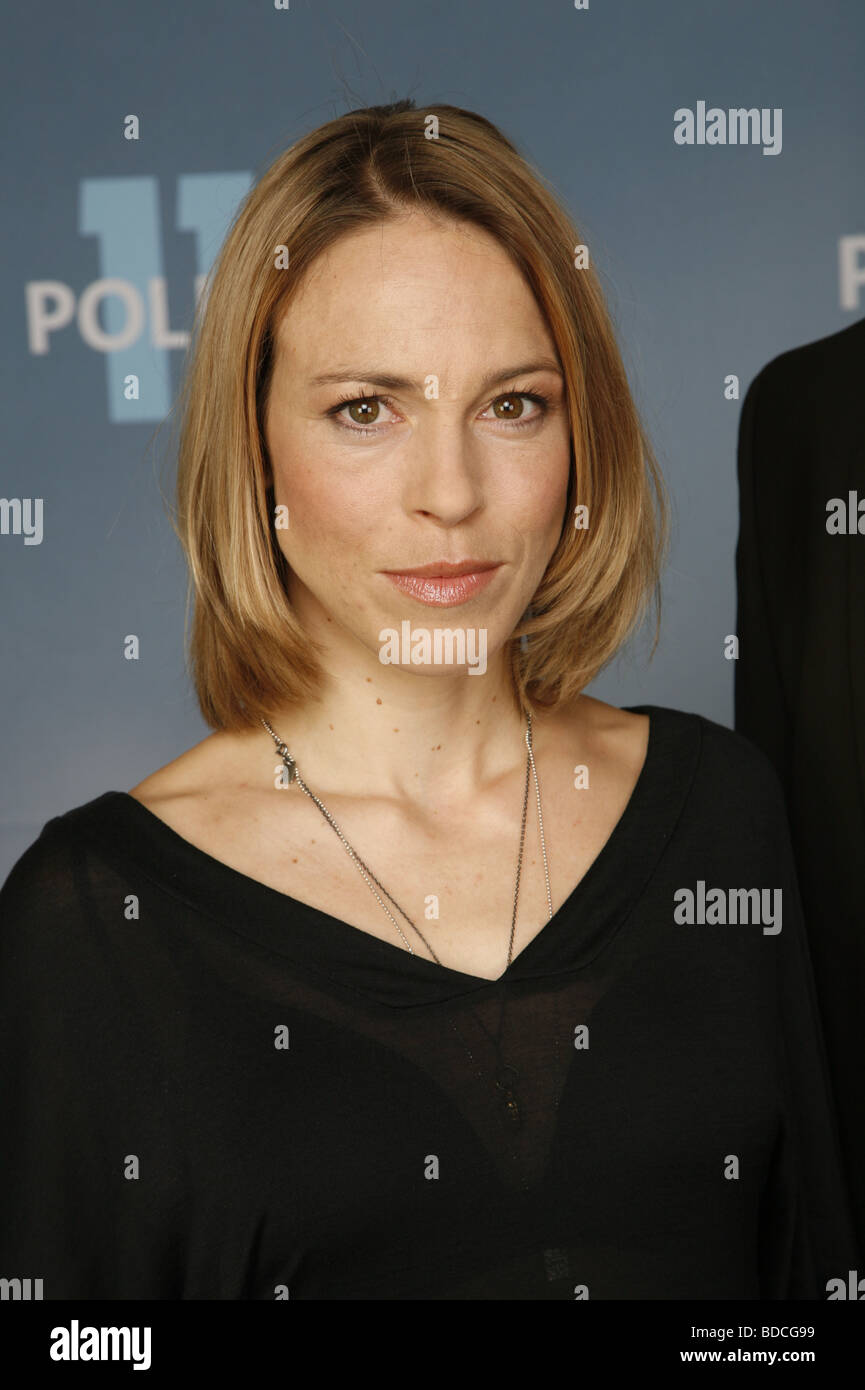 Sarnau, Anneke Kim, * 25.2.1972, attrice tedesca, ritratto, foto chiamata alla serie tv 'Polizeiruf 110', Amburgo, 2009, Foto Stock