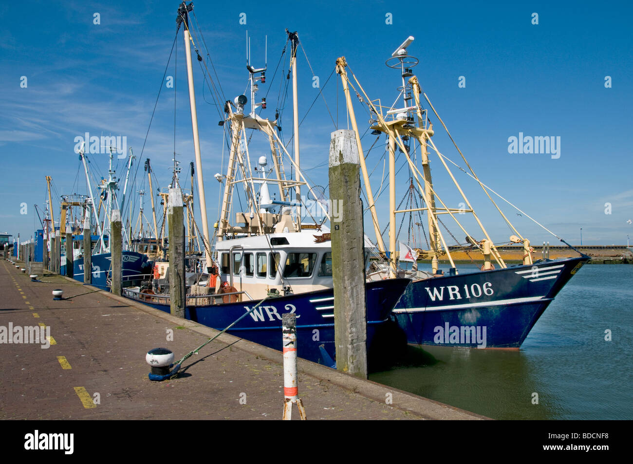 Den Oever Paesi Bassi barca porto porto di pesca del mare Foto Stock