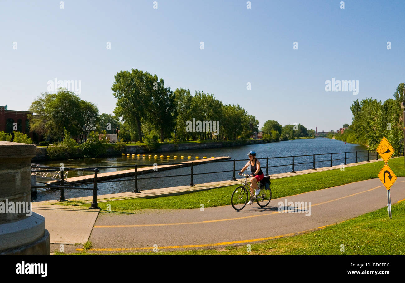 Escursioni in bicicletta lungo il Canal Lachine a Montreal in Canada Foto Stock