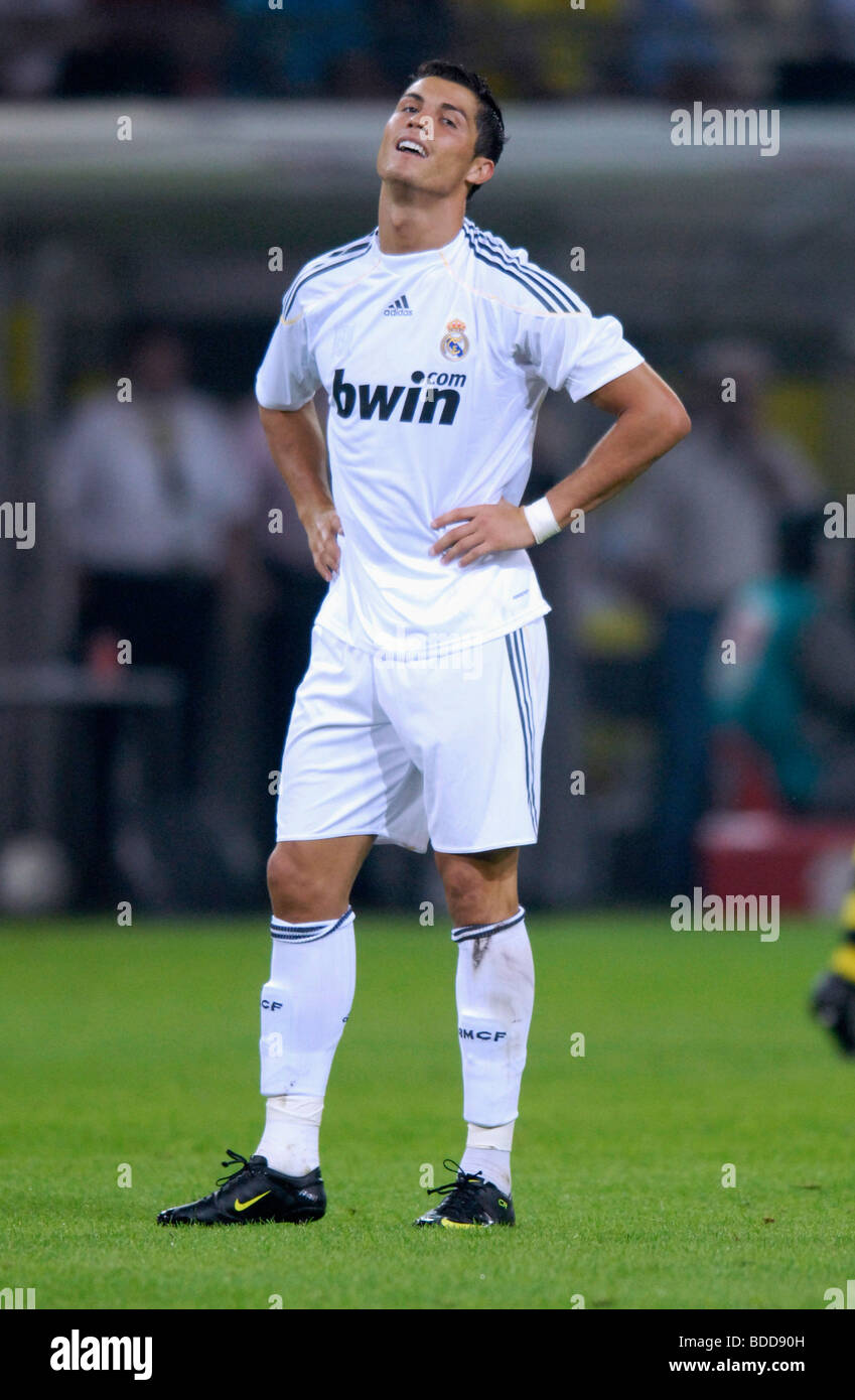 Cristiano Ronaldo (Portogallo), il giocatore di calcio spagnolo club Real Madrid, durante una partita contro il Borussia Dortmund. Foto Stock