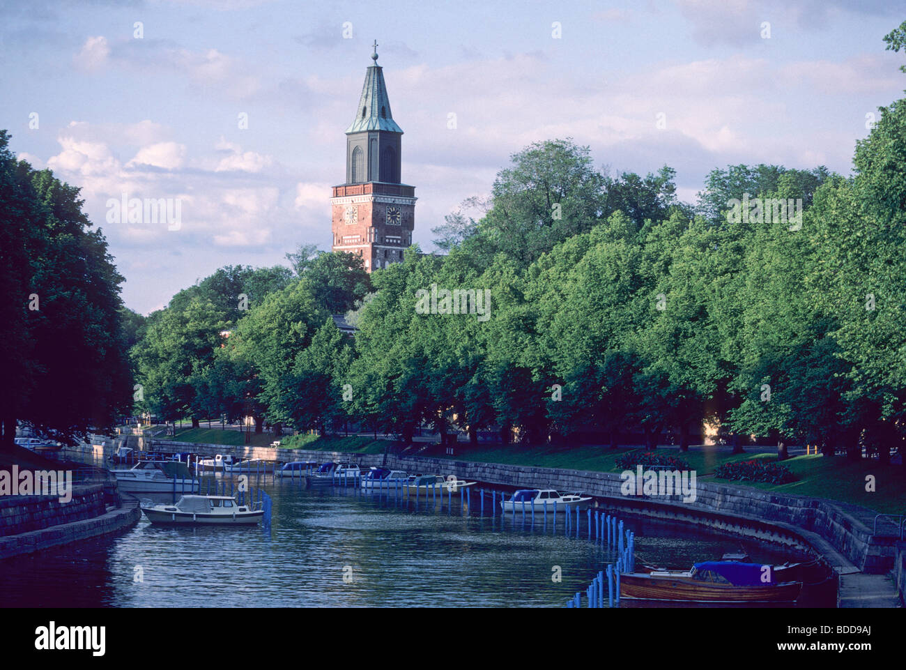 Elk124-2666 Finlandia, Turku, canal scena e la Cattedrale Foto Stock