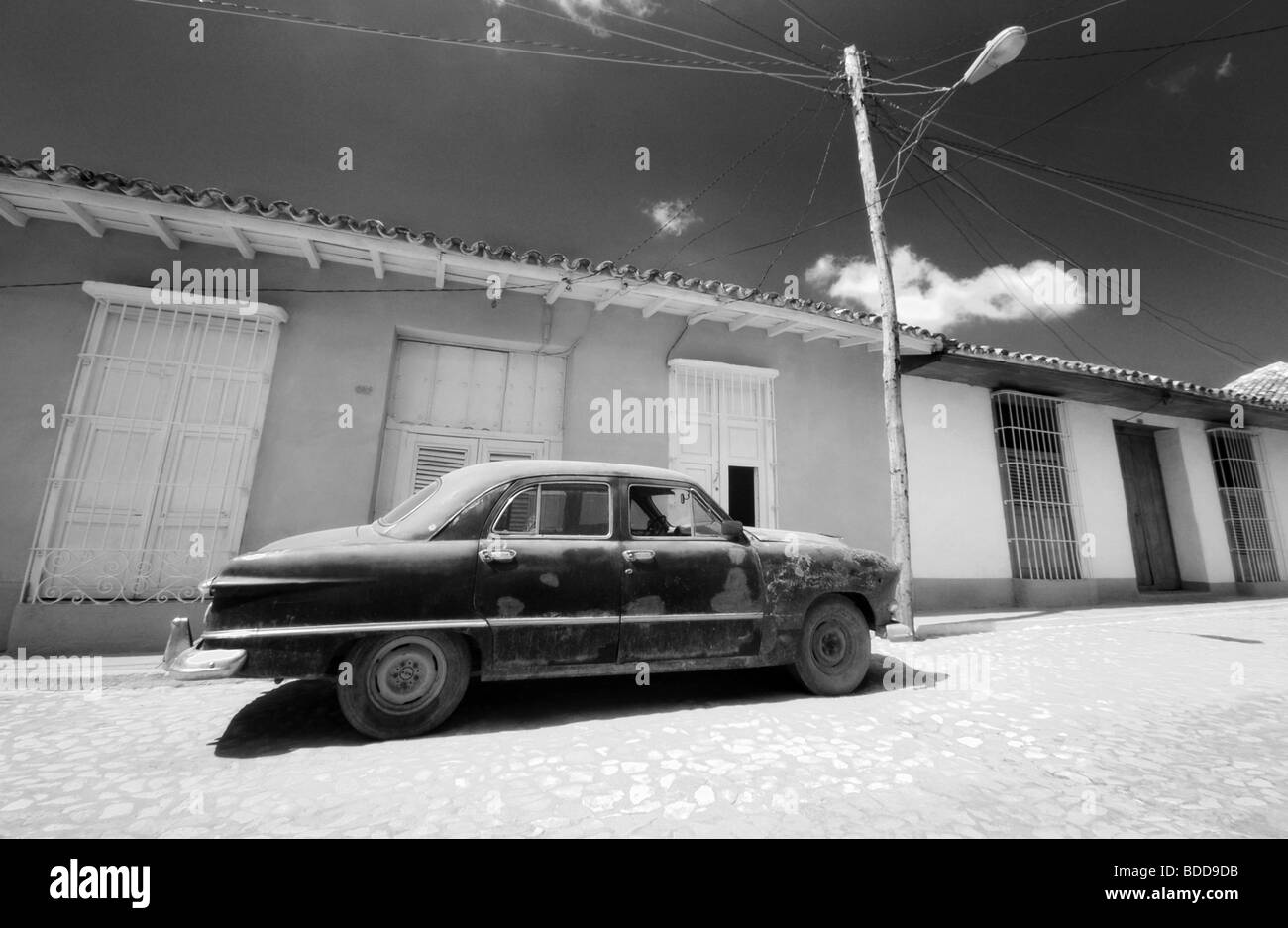 Immagine a infrarossi di un'auto d'epoca in Trinidad, Cuba Foto Stock