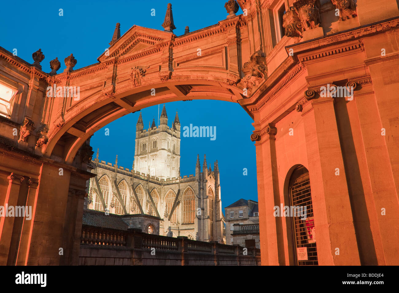 Abbazia di Bath Bath Avon Inghilterra al crepuscolo Foto Stock