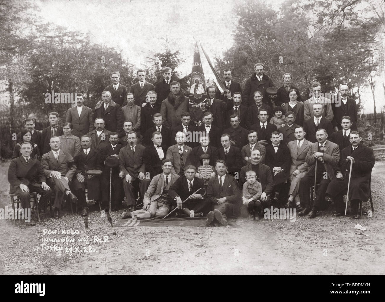 Una vecchia foto della ruota di invalidi nella Repubblica di Polonia di Turku Foto Stock