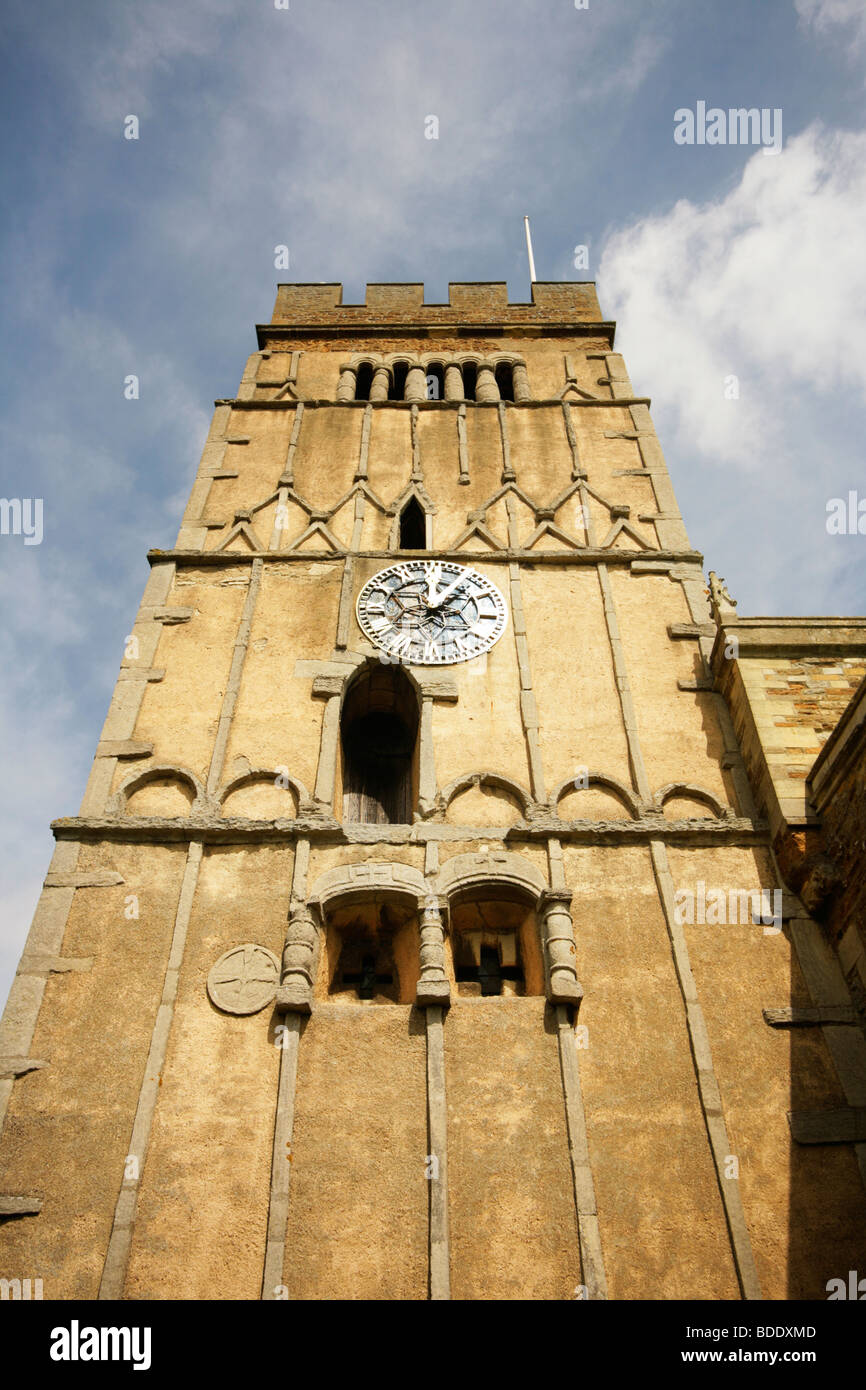 L'anglo-Saxon Torre di Earls Barton Chiesa Northamptonshire Foto Stock