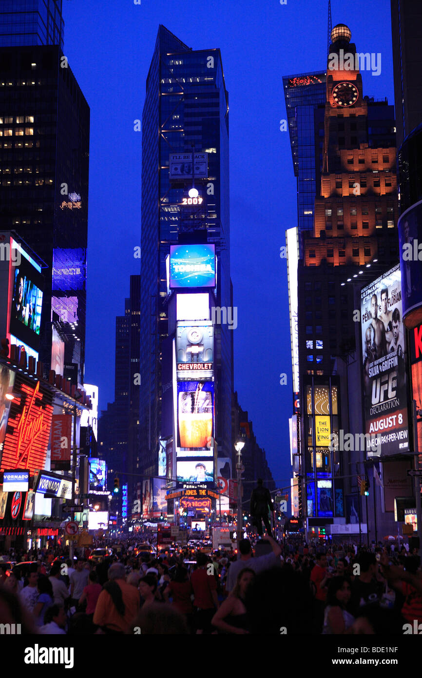 Times Square al crepuscolo. Foto Stock
