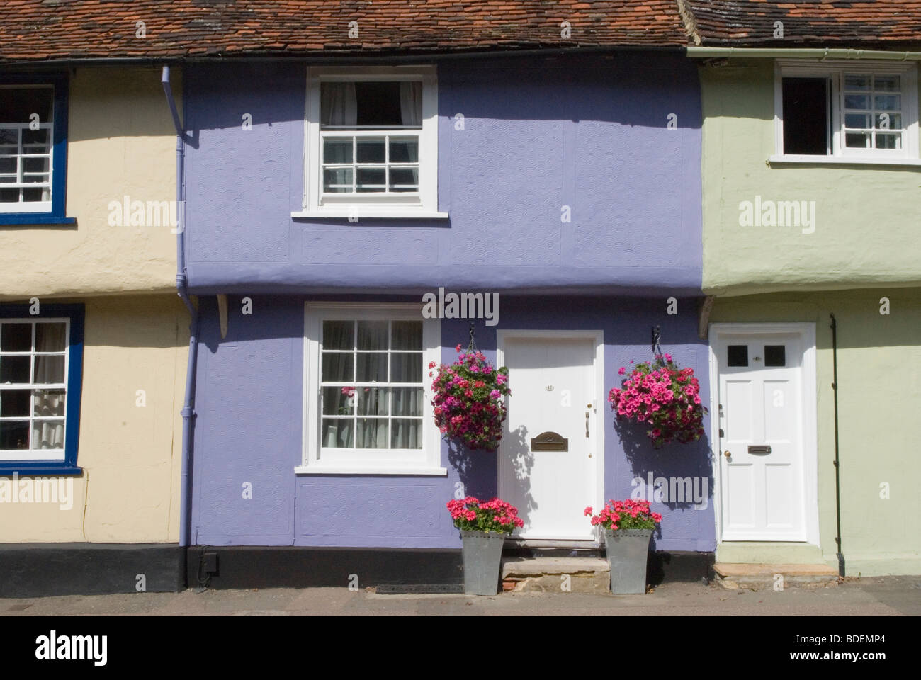 Saffron Walden Essex in Inghilterra . Castle Street tradizionali edifici colorati. HOMER SYKES Foto Stock