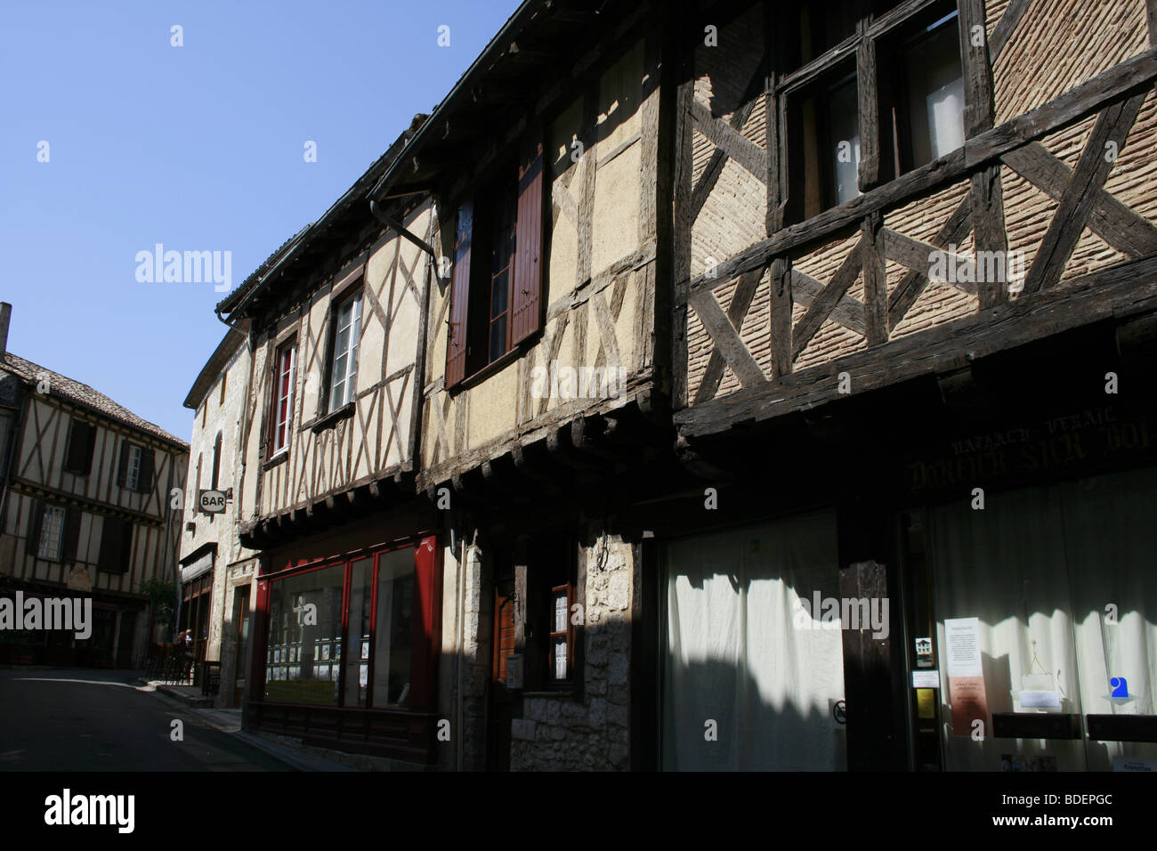 Tipiche case medievali in La Bastide di Issigeac, Perigord Pourpre Foto Stock