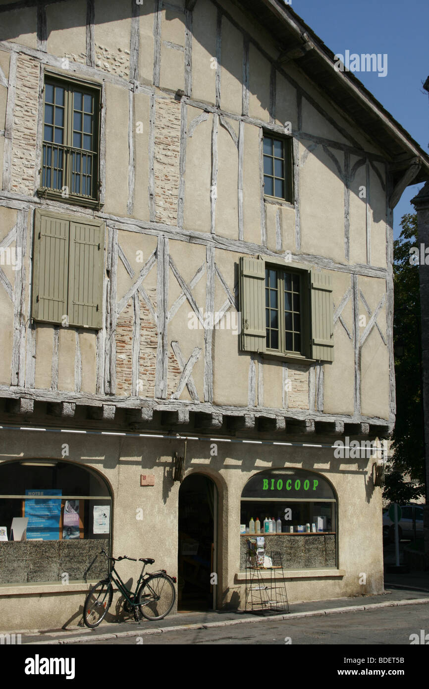 Una tipica casa medievale in La Bastide di Issigeac, Perigord Pourpre Foto Stock