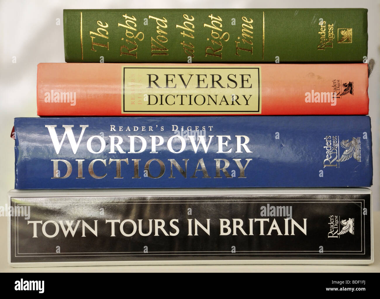 Raccolta di Reader's Digest di lingua inglese e di libri di viaggio. Foto Stock