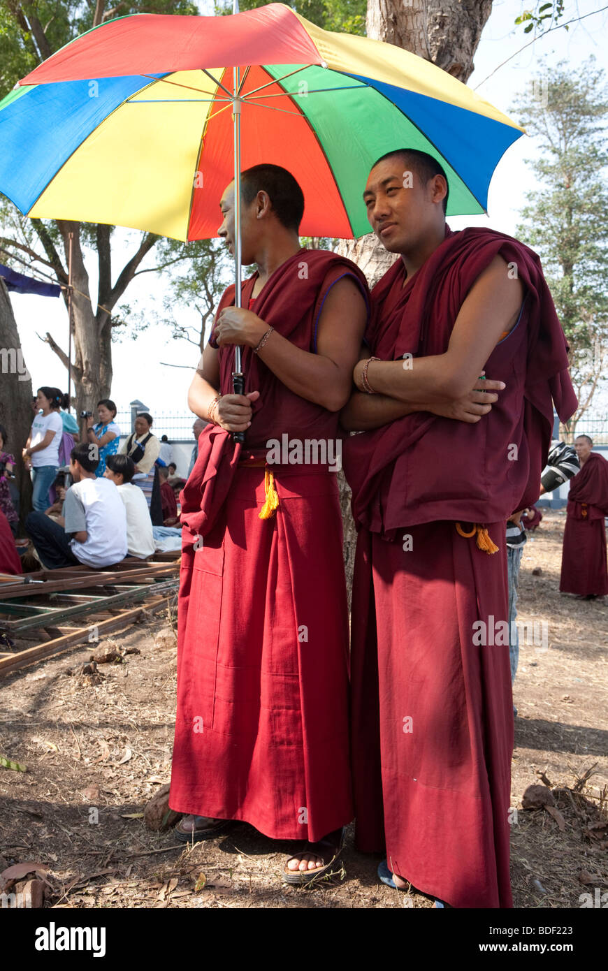 Monaci Tibetani In Bylakuppe lo stato di Karnataka India Foto Stock