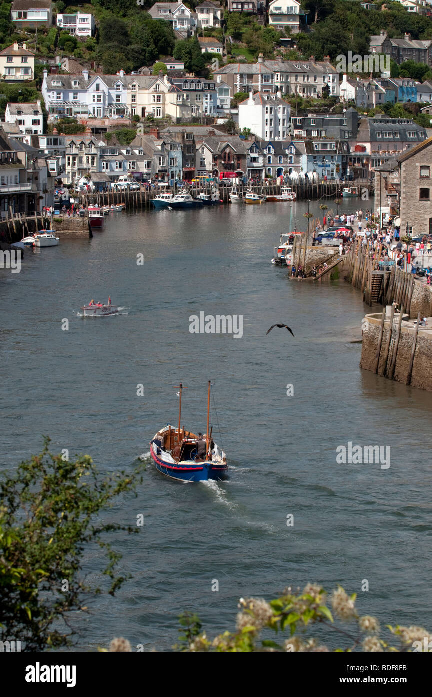 Porto e paese di pescatori di Looe Sud Est della Cornovaglia Foto Stock