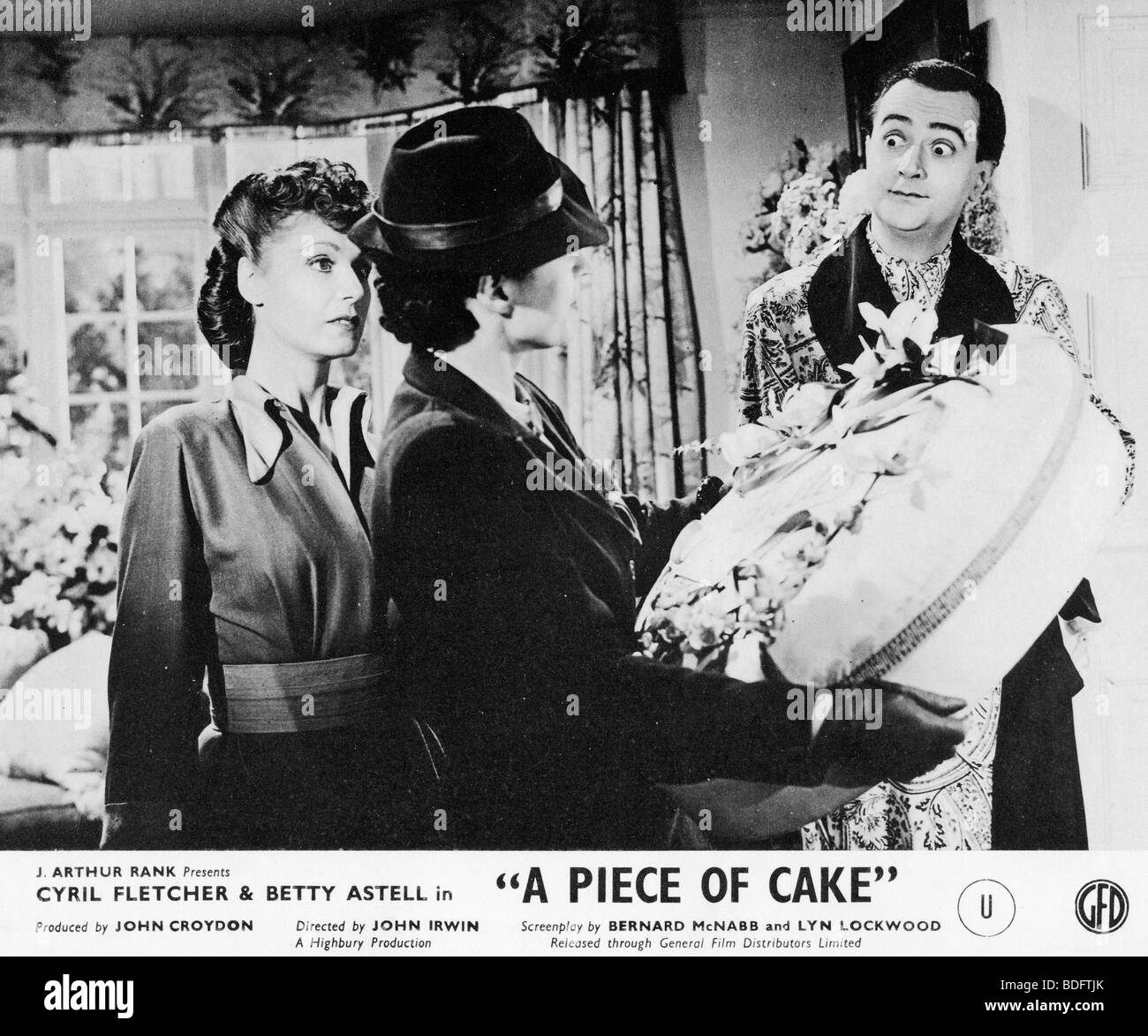 Un pezzo di torta 1948 Rank film con Betty Astell a sinistra e Cirillo Fletcher Foto Stock