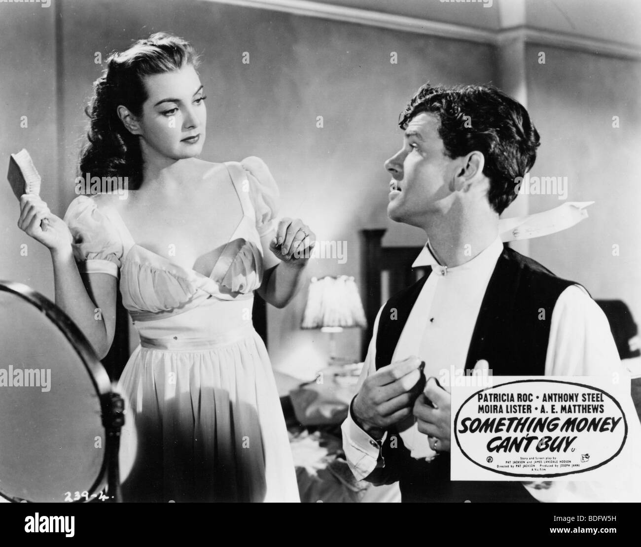 Qualcosa che i soldi non possono comprare 1952 Rank film con Patricia Roc e Anthony Steele Foto Stock