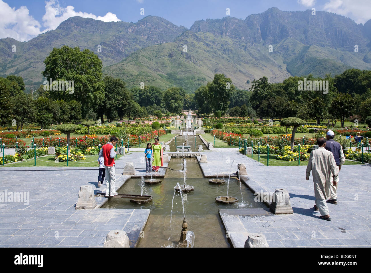 Nishat Giardino Mughal. Srinagar. Il Kashmir. India Foto Stock