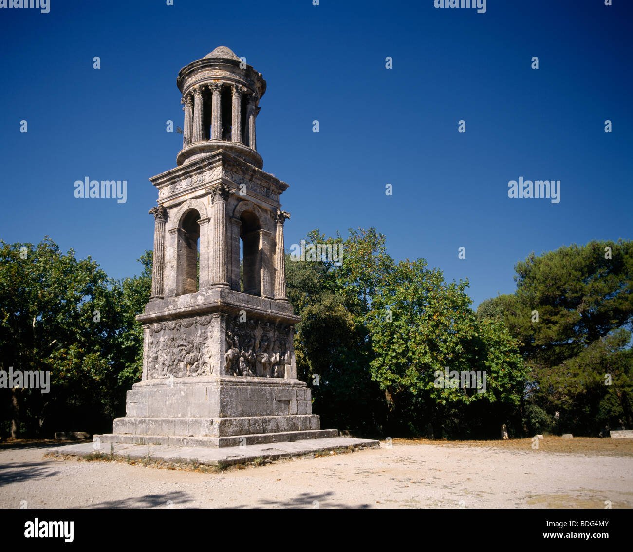 Glanum St Remy Provence Francia mausoleo il cenotafio di Julii Plateau des antichità romane meglio conservate restano nel mondo Foto Stock