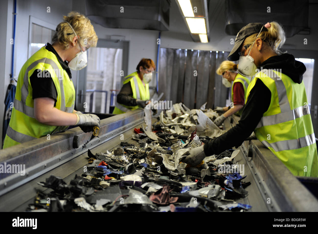 Germania Amburgo il riciclaggio dei rottami di elettronica a electronic recycling company TCMG, non utilizzato beni elettronici di consumo vengono raccolti e riciclati Foto Stock