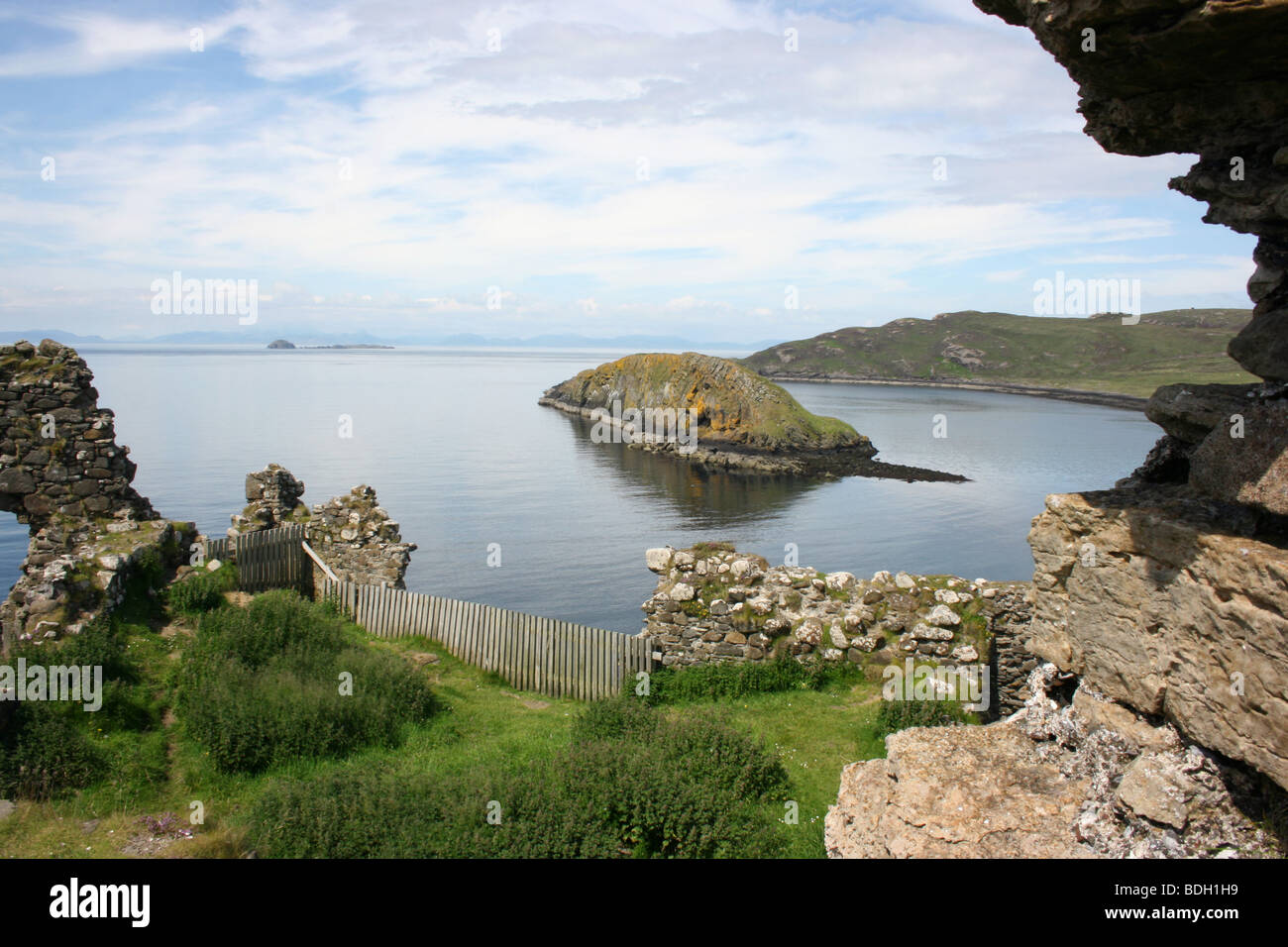 Tulm isola sulla costa nord della penisola di Trotternish, l'Isola di Skye , Scozia Foto Stock