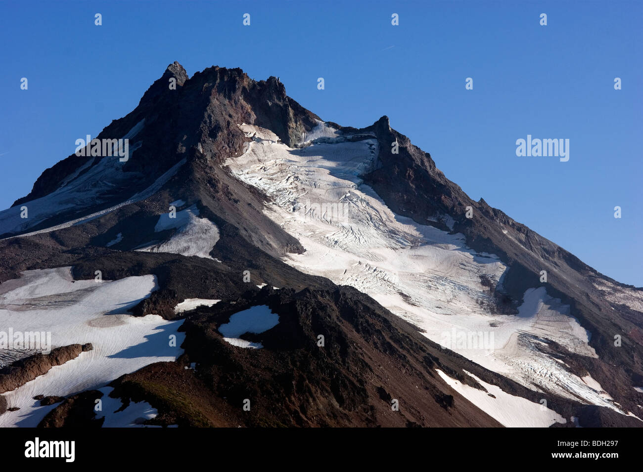 Montare Jefferson dal parco Butte Trail Cascade Mountains Oregon negli Stati Uniti Foto Stock