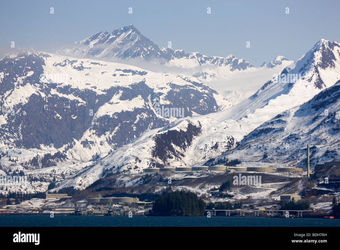 Trans Alaska Pipeline Terminale, Prince William Sound, Valdez, Alaska Foto Stock