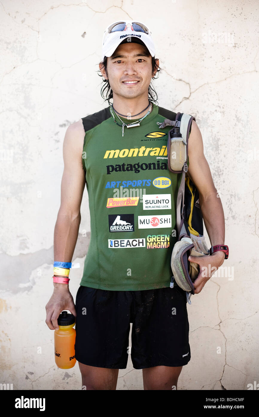 Ritratto (headshot) di giapponese ultra runner in Urique, Chiahuahua, Messico. Foto Stock