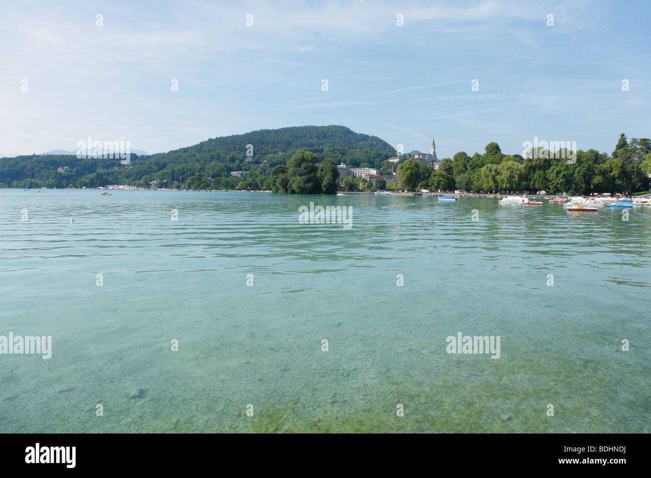 Il lago di Annecy, Francia Foto Stock