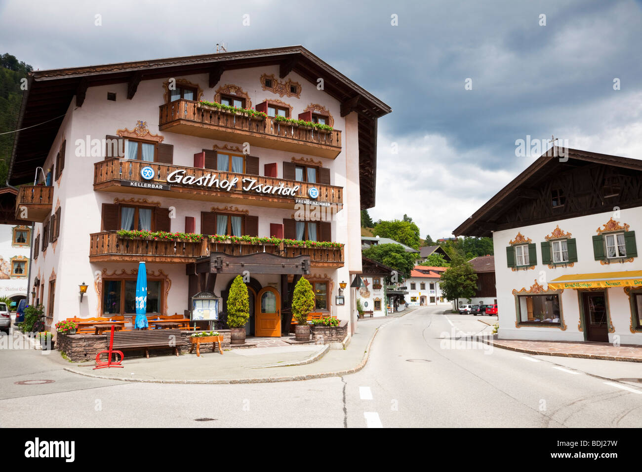 Decorate guesthouse a Wallgau, Alpi Bavaresi, Germania, Europa Foto Stock