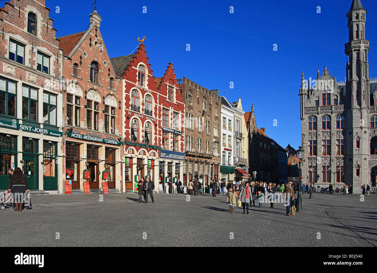 Bruges Piazza del Mercato, Belgio Foto Stock