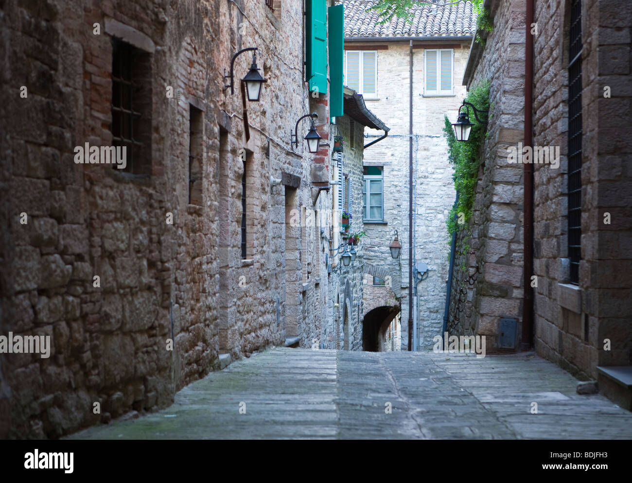 L'Italia,Umbria,Gubbio,la medievale Galeotti street Foto Stock