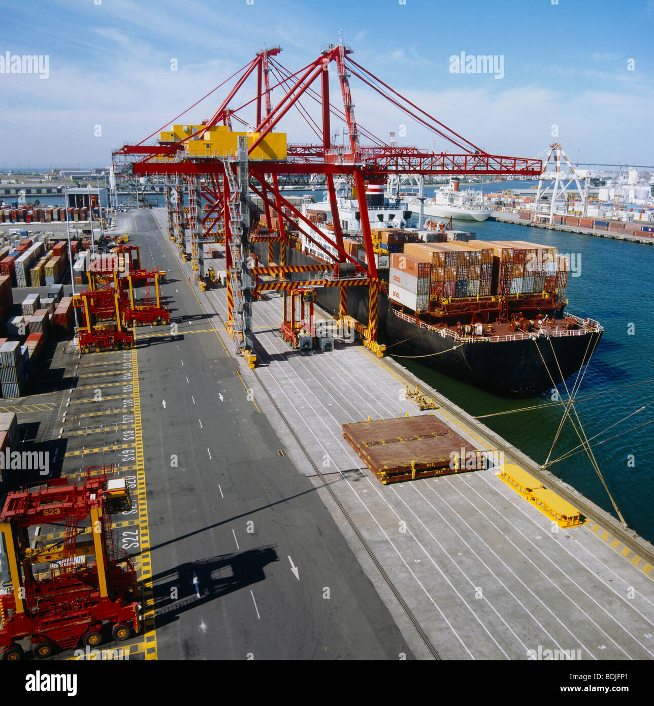 Docks, il contenitore di carico Nave, Melbourne Foto Stock