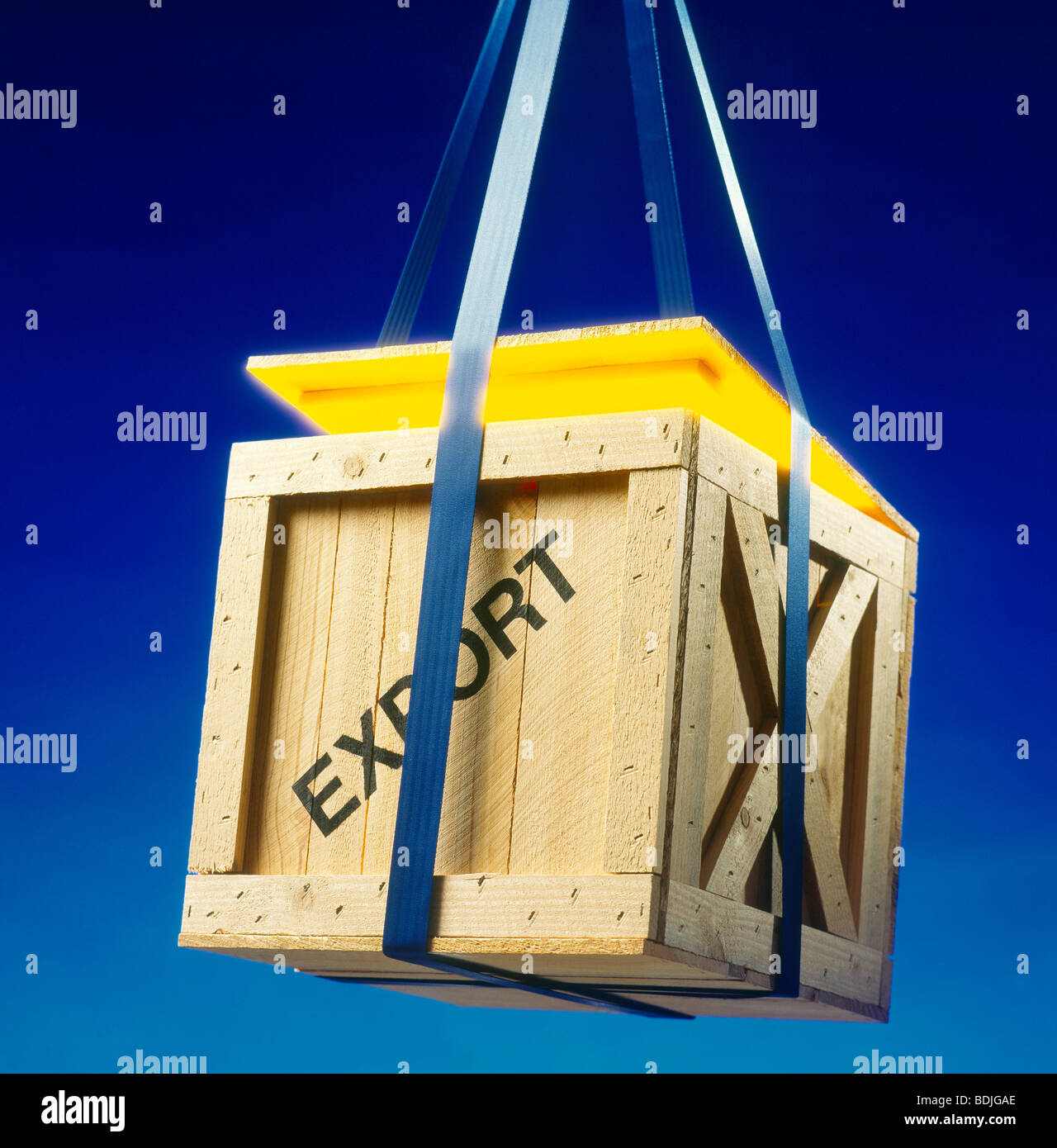 Esportazione di sollevamento cassa, spedizioni Cargo Foto Stock