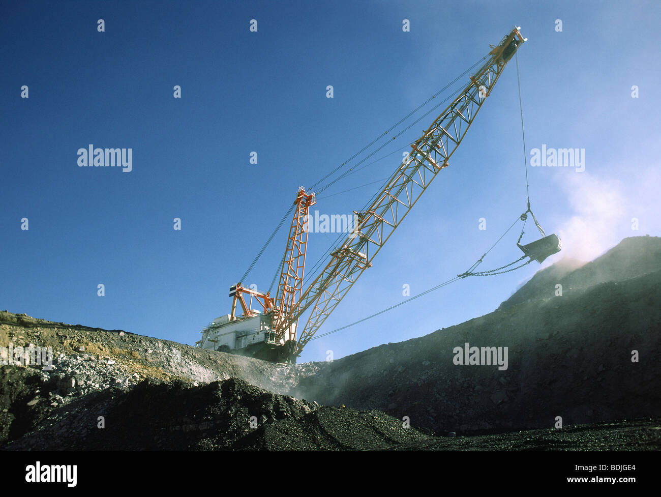 Nero carbone miniere, Dragline rimozione di sovraccaricare, Australia Foto Stock