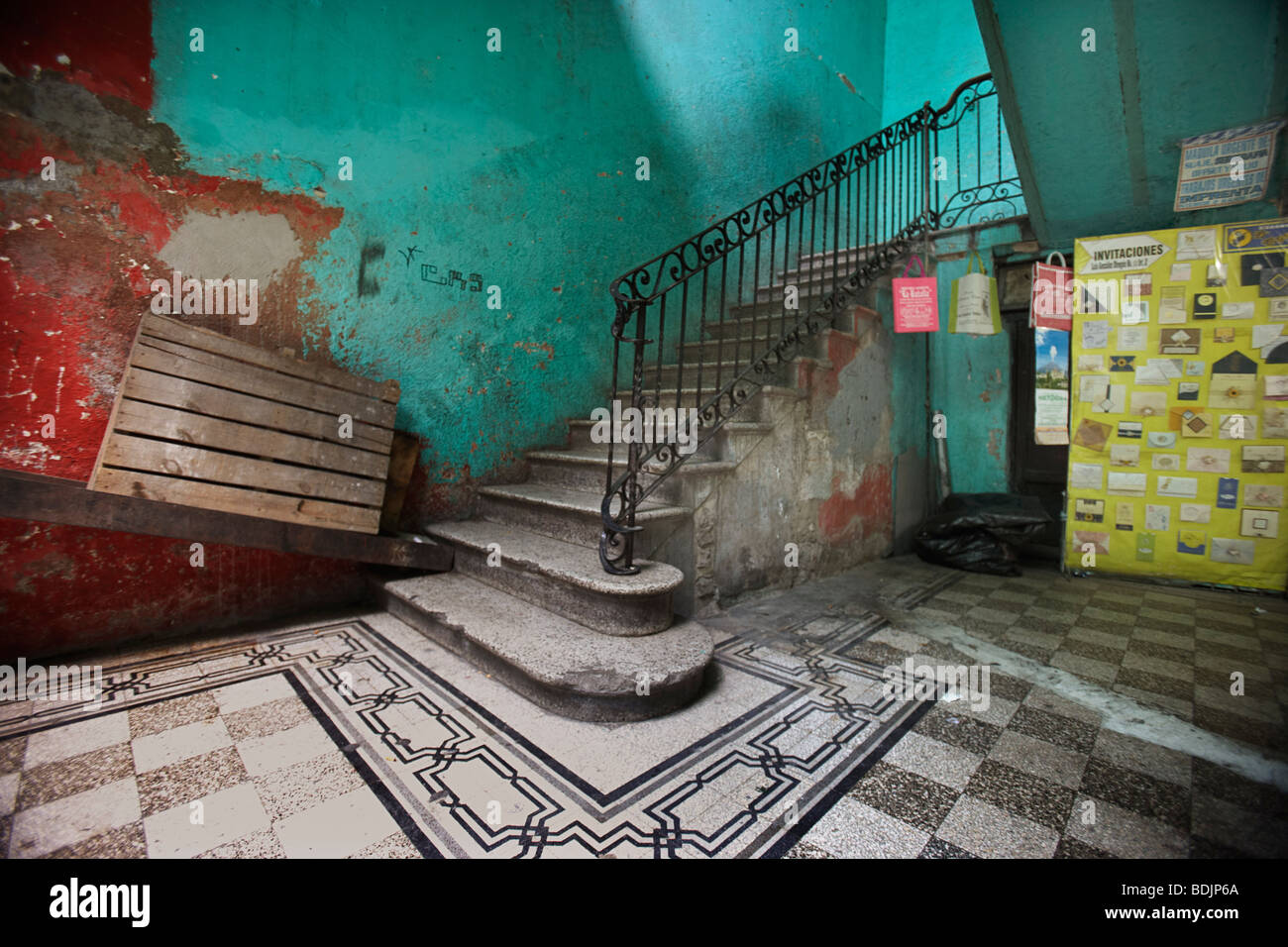 La lobby di un vecchio edificio, Città del Messico, Messico Foto Stock