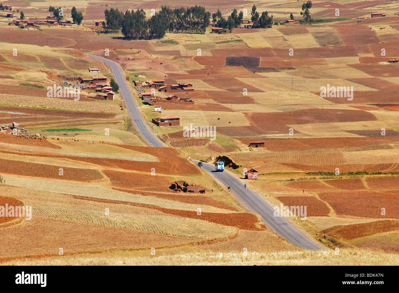 Paesaggio di coltivati nella Valle Sacra, vicino a Cuzco, Perù Foto Stock