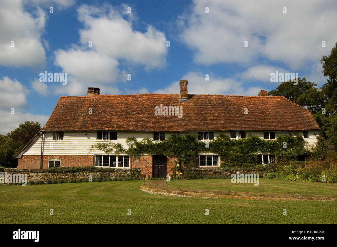 Vecchia casa colonica del Sussex Foto Stock