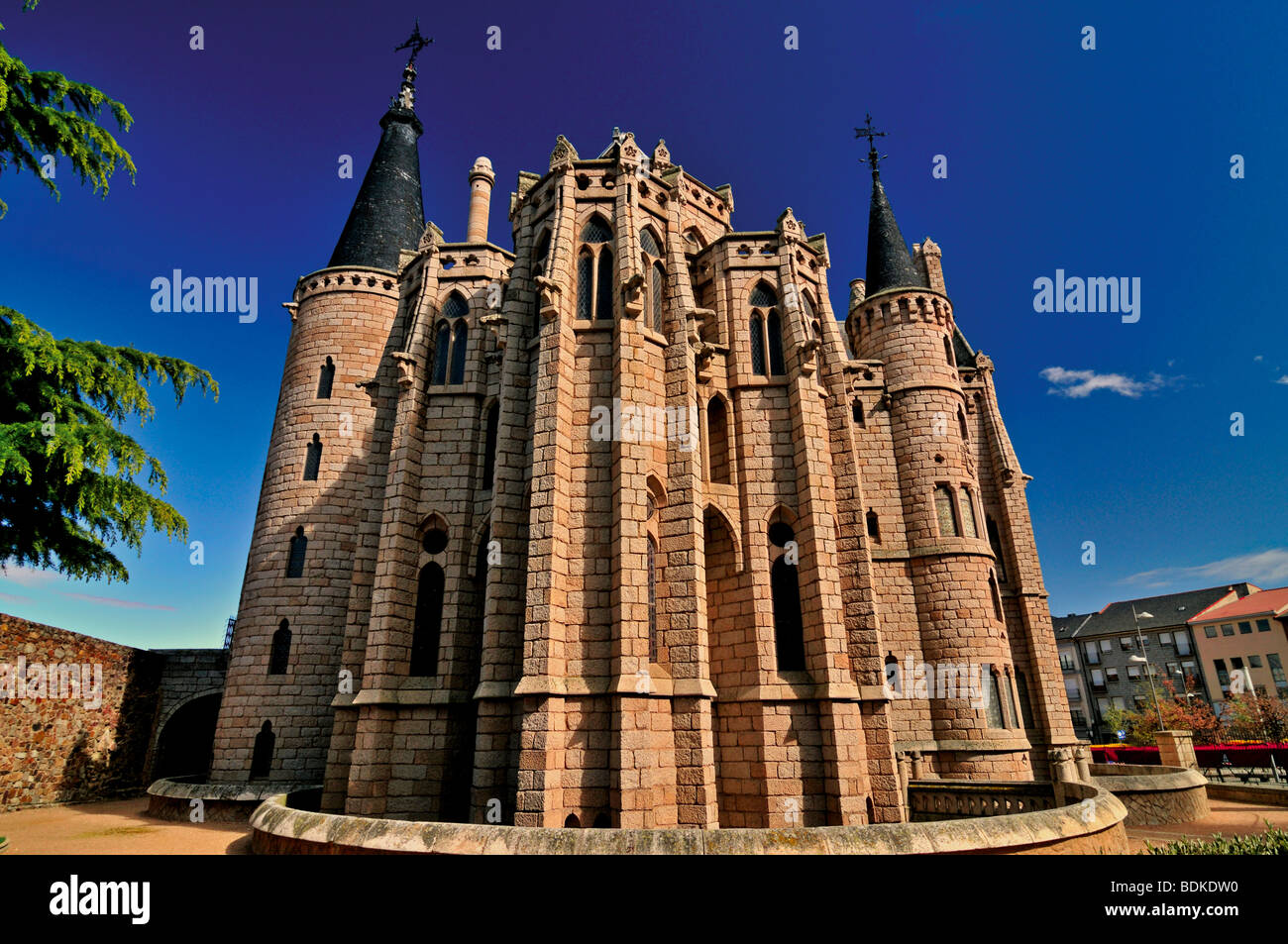 Spagna, Astorga: Palazzo dei Vescovi di Antonio Gaudí Foto Stock