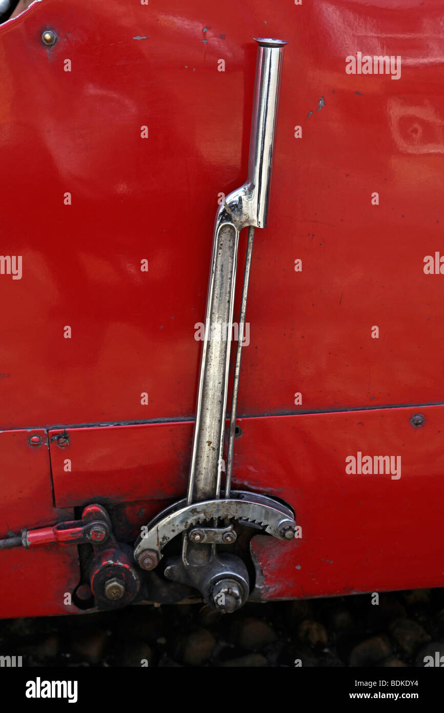 Freno di stazionamento esterno su una Aston Martin Ulster classic car Foto Stock